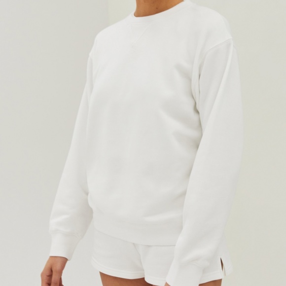 TNA Tops - Aritzia TNA Crewneck Sweatshirt